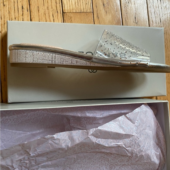 Bandolino clear embellished slide sandals - Picture 5 of 7